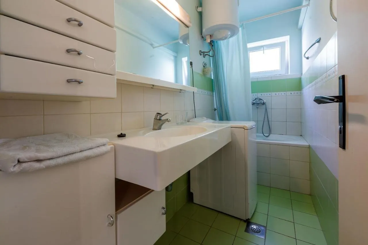 Apartment Eugen Crikvenica
