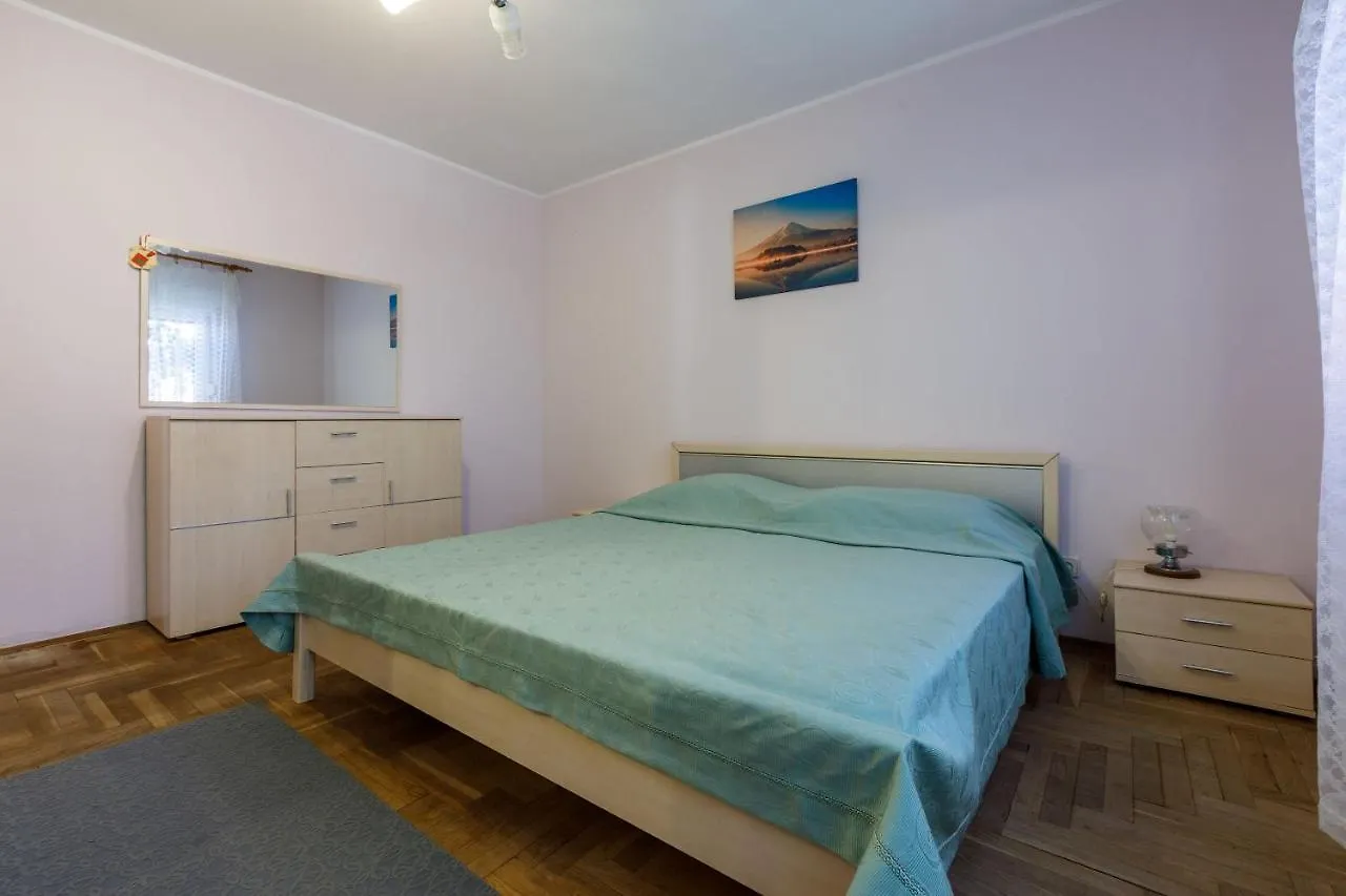 Apartment Eugen Crikvenica